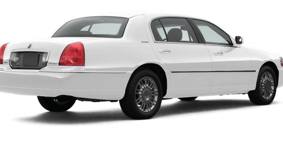 LINCOLN TOWN CAR 2007 1LNHM82W97Y637631 image LINCOLN TOWN CAR 2007 1LNHM82W97Y637631 image